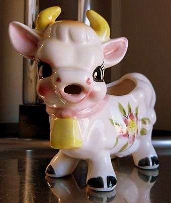FRESH...FROM THE COW. FUNNY CREAMER WITH MOUTH SPOUT