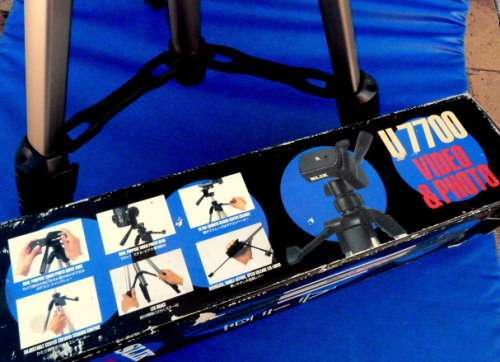 " SLIK" TRIPOD 07700. IN EXCELLENT CONDITION,VALUE 1200