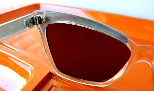 RETRO CATEYE SUNGLASSES, STUNNING!