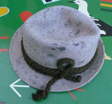 GENUINE FELT HAT, RETRO, GERMAN/AUSTRIAN.EXCELLENT CONDITION.SIZE 57