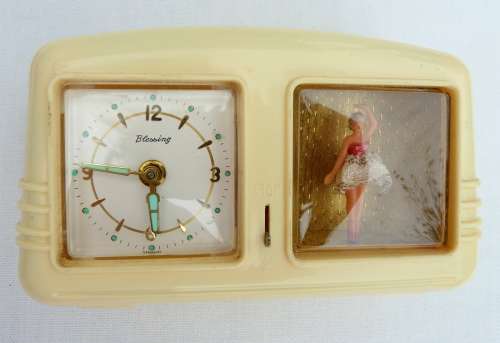 RETRO CLOCK WITH DANCING BALLERINA AND MUSICBOX SONG FOR ALARM