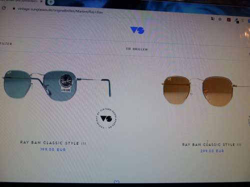 ORIGINAL VINTAGE RAY BAN `CLASSIC STYLE` SUNGLASSES. BAUSCH & LOMB. USA