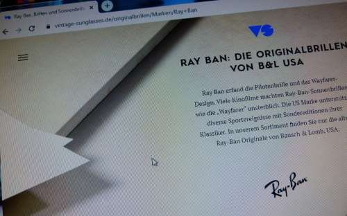 ORIGINAL VINTAGE RAY BAN `CLASSIC STYLE` SUNGLASSES. BAUSCH & LOMB. USA