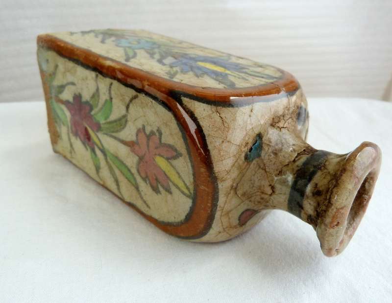 Iznik Pottery Persian Qajar Dynasty Vase 15-17th Century