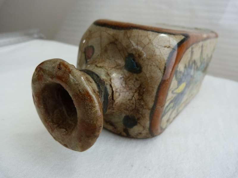 Iznik Pottery Persian Qajar Dynasty Vase 15-17th Century