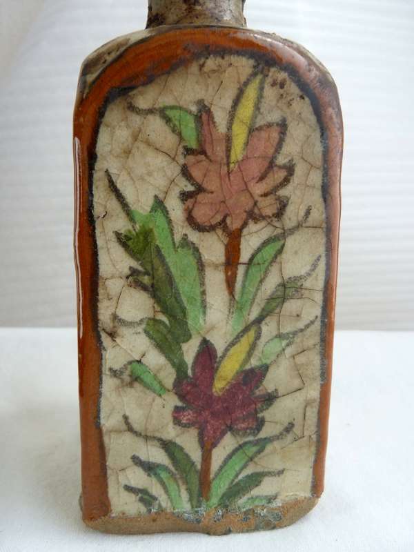Iznik Pottery Persian Qajar Dynasty Vase 15-17th Century
