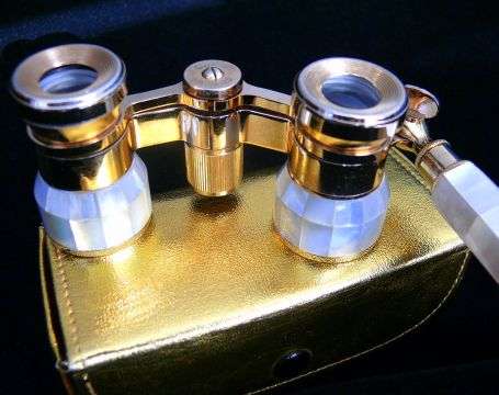 OPERA GLASSES,MOTHER OF PEARL,25X /COATED ,IN CASE "CARTON" MADE IN JAPAN