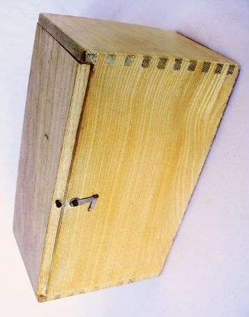TOWA  MICROSCOPE 100X/200X/300X IN WOODEN BOX, MADE IN JAPAN