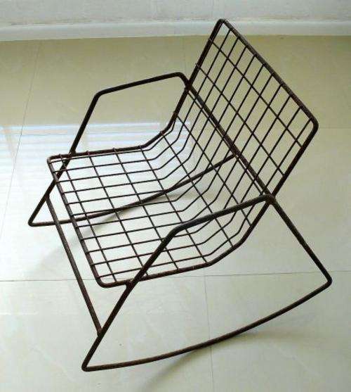 CHILDREN IRON ROCKING CHAIR
