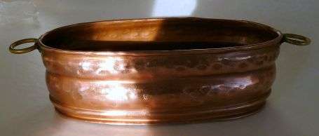 SMALL OVAL HAND MADE COPPER BOWL