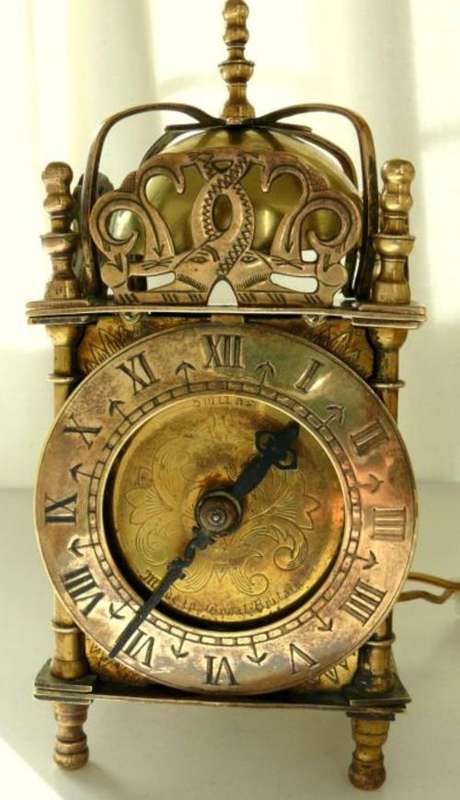 STUNNING BRASS LANTERN CLOCK,SMITH // ELECTRIC. WORKING ORDER//MADE IN GREAT BRITAIN