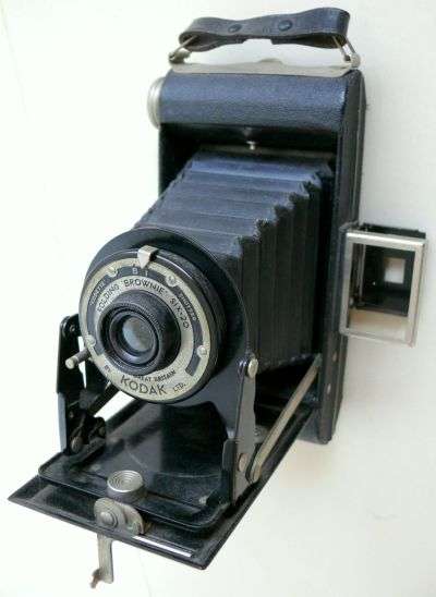 KODAK FOLDING BROWNIE;GREAT BRITAIN // Pls check all pics etc.