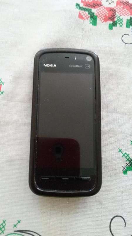 NOKIA TOUCH SCREEN MUSIC EXPRESS 3.2 megapix camera