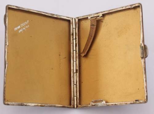 Sterling Silver Cigarette Case Hallmarked Birmingham 1933 (122.2g)