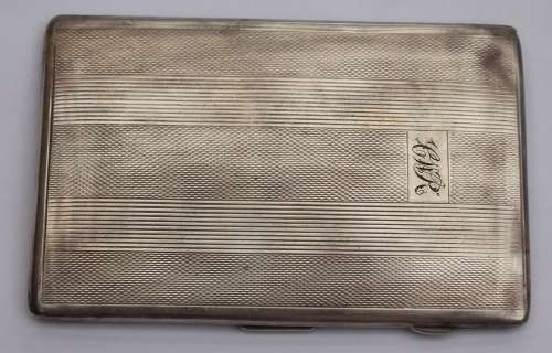 Sterling Silver Cigarette Case Hallmarked Birmingham 1946 (195.2g)