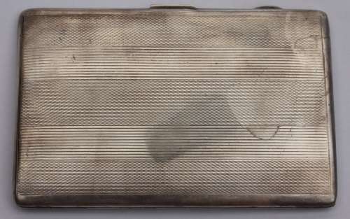 Sterling Silver Cigarette Case Hallmarked Birmingham 1946 (195.2g)