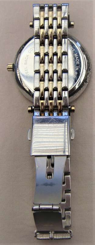 Authentic Daniel Klein Lady,s Watch (working)