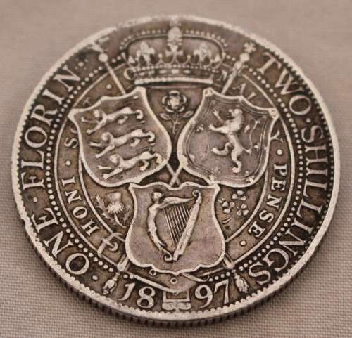 Beautifull 1897 British 2 Shilling