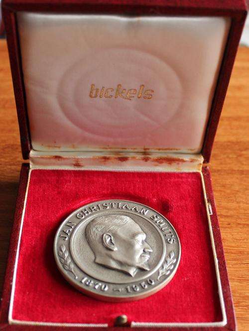 Silver Churchill / Smuts Medallion