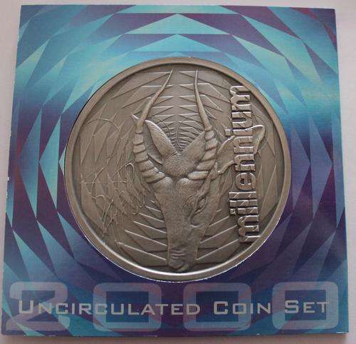 2000 Uncirculated Coin Set with Old Coat of Arms