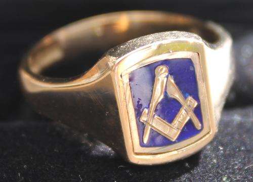 Masonic Master Masons Flip Ring - Hallmarked 9ct Gold