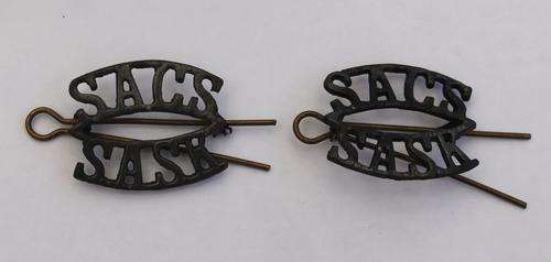 Pair of SA Corps of Signals Shoulder Titles