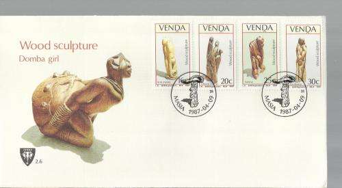 1987 VENDA WOOD SCULPTURE