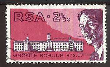 1969 SOUTH AFRICA FIRST HEART TRANSPLANT