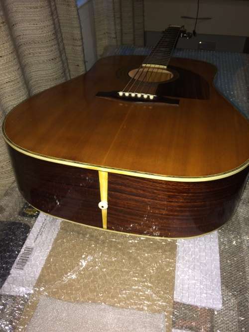 Vintage Marina Acoustic guitar & Extra Strings set