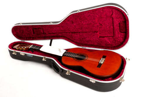 ***Handmade Jose Ramirez 1A Traditional C650 Classical Guitar***
