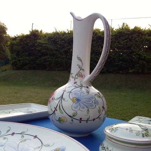 A beautiful Portuguese Anfora Agueda set. Please read description