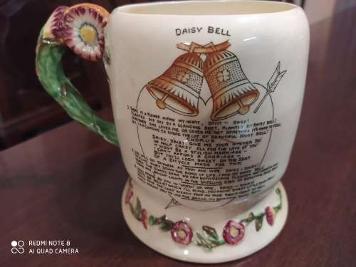 Crown Devon Musical mug
