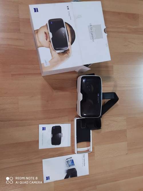 VR One Plus virtual reality headset