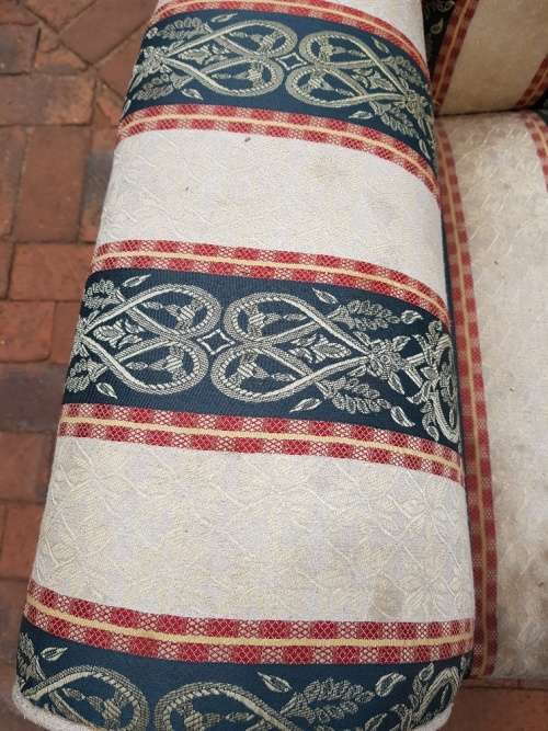 Stunning old couch chair
