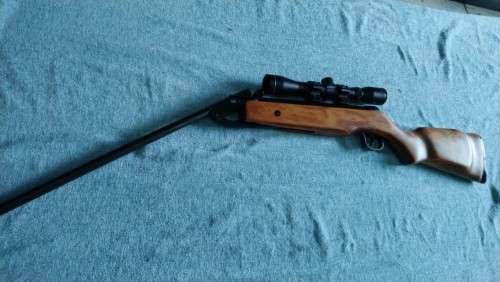 .177 (4.5mm) Air Rifle with Rifle Scope *Well Looked After!*
