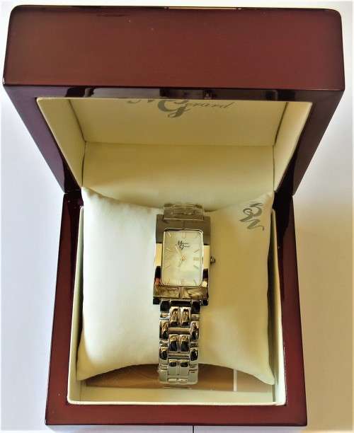 MAURICE GERARD GENTS SQUARE WATCH