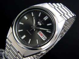 NEW SEIKO MENS AUTOMATIC WATCH SNXS79