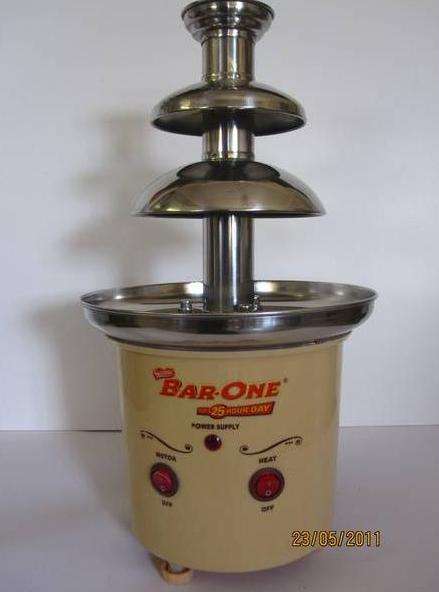 Nestle Bar-One chocolate fountain