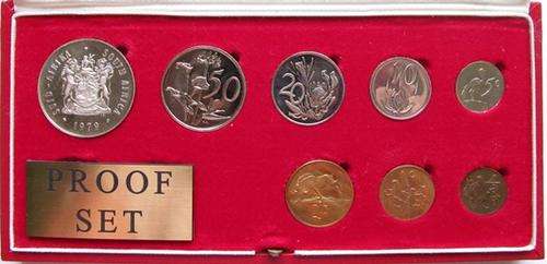 ** 1979 RED PROOF SET ** NO GOLD !! STARTING @ R1
