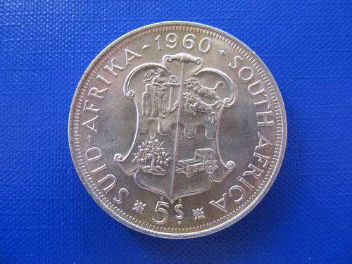 1960 Crown - Excellent Gradeable coin !