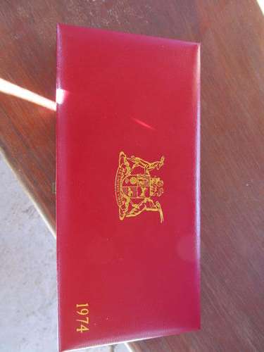 Empty 1974 Proofset Box