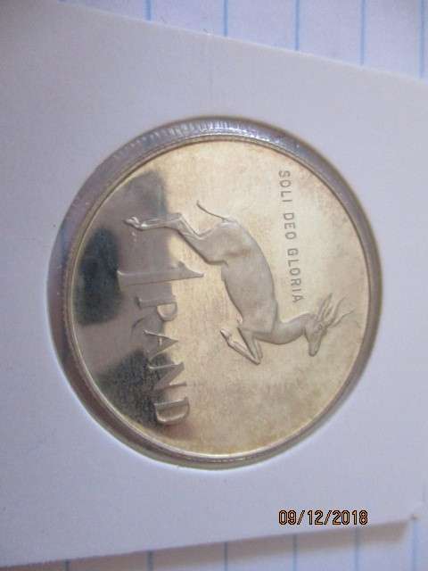 1987 R1 UNC