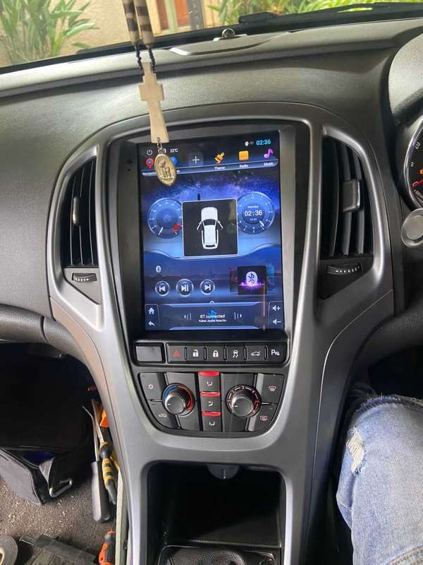 Opel Astra J  Android Radio