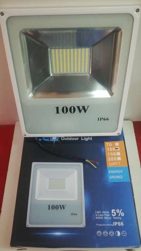 100W LED Outdoor Light