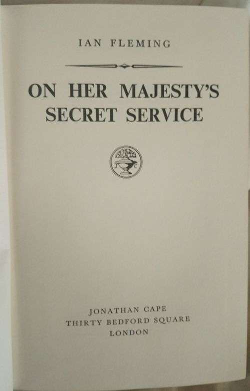 On Her Majesty's Secret Service - Ian Fleming