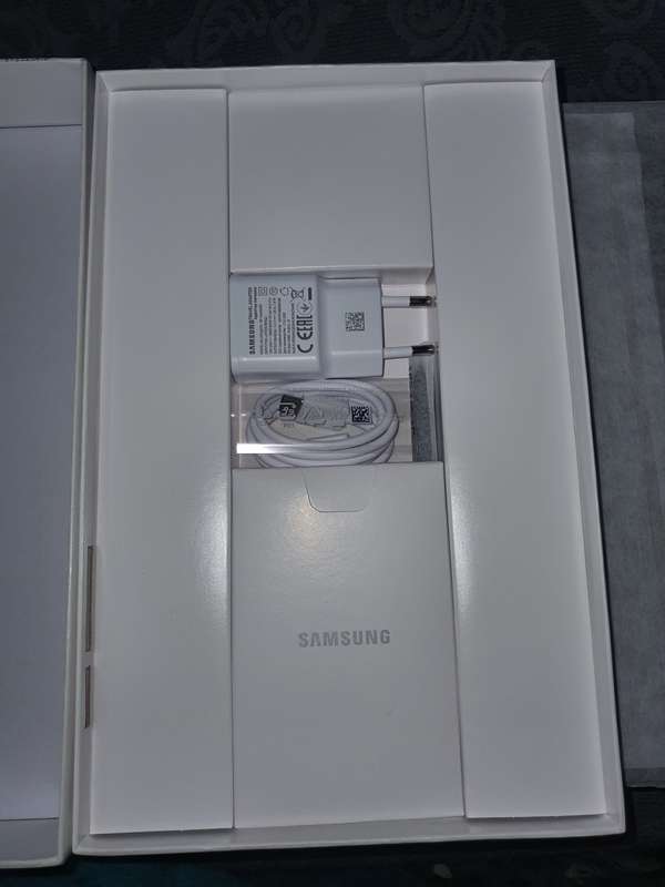 Samsung S6 Lite Wi-Fi Tablet