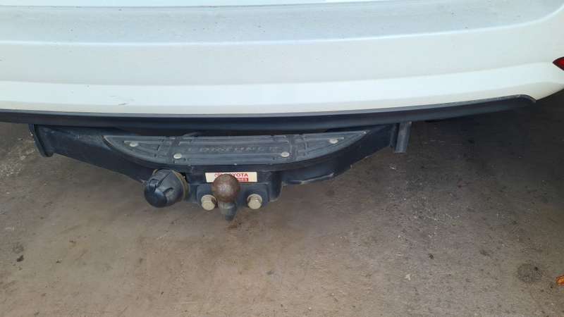 Tow Bar : OEM Toyota Fortuner Rear Step Tow Bar 2016+