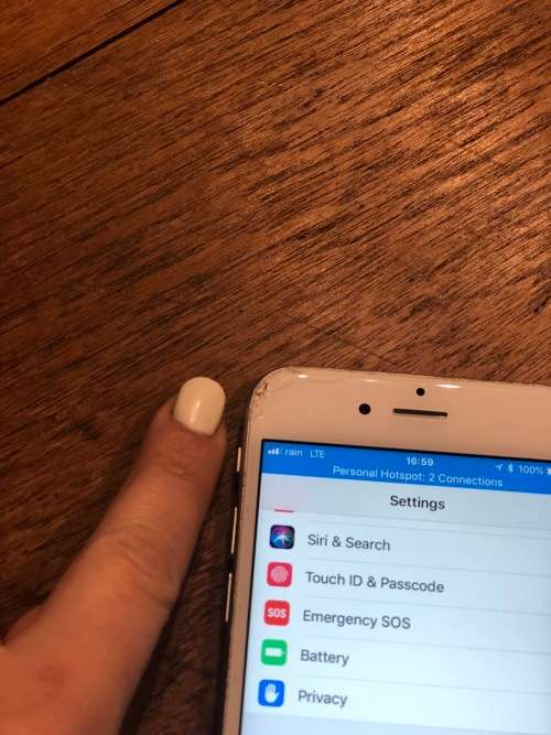 IPHONE 6S 128GIG with box and charger