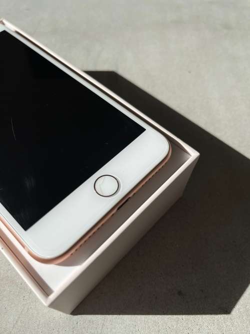 iPhone 8 Plus 256gig rose gold