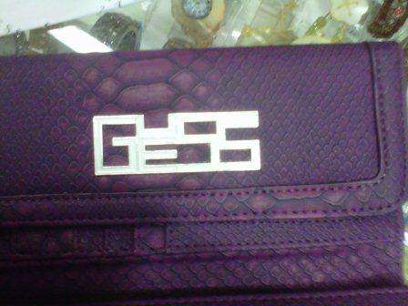 guess wallet for ladies